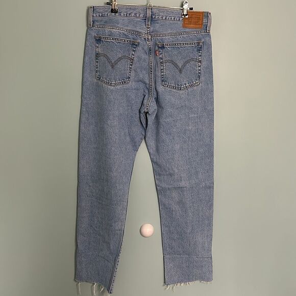 Levi’s Wedgie Straight Jeans NWOT - Picture 4 of 8